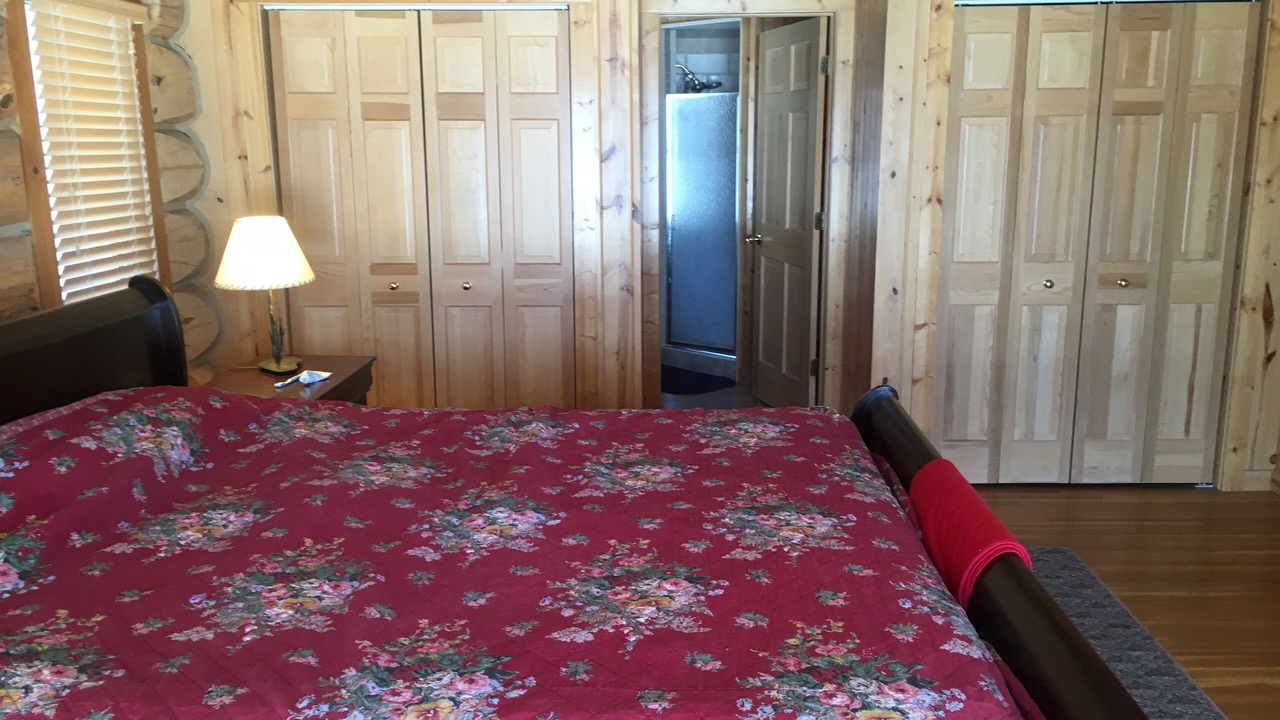 Photo of Bedroom in Charlevoix