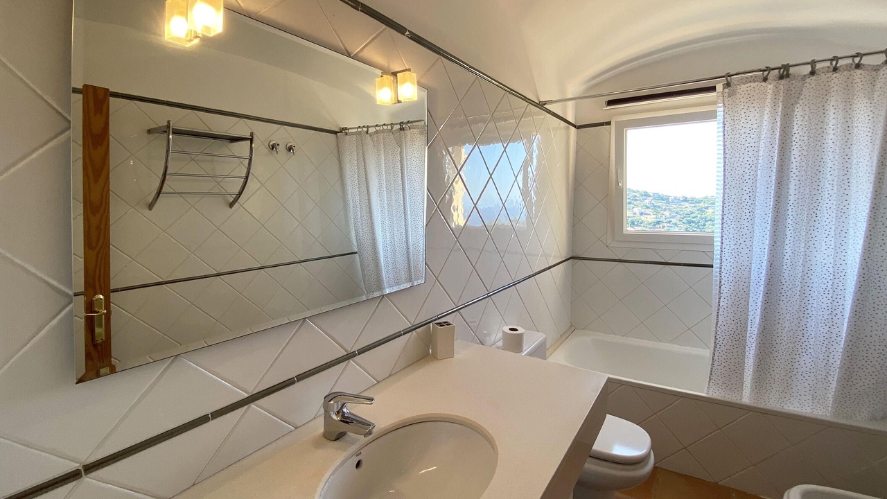 Photo of Bathroom in Begur