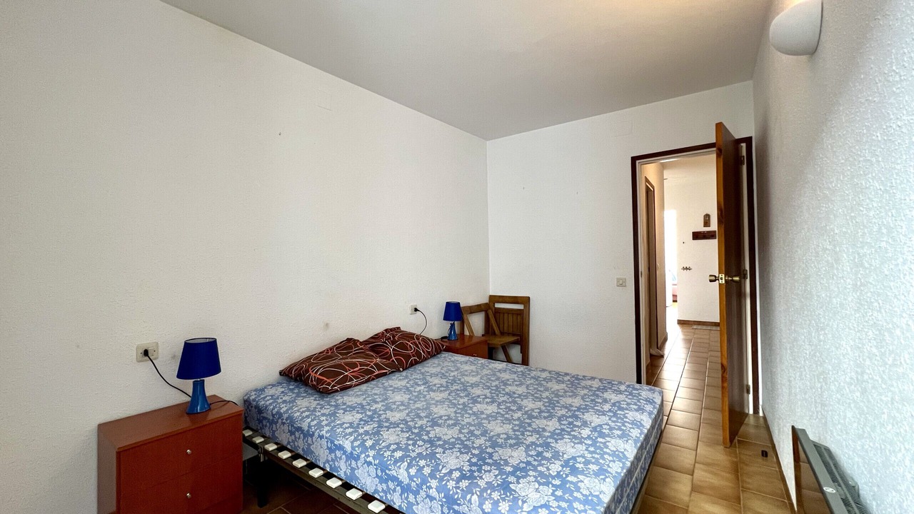 Photo of Bedroom in Roses Town Center