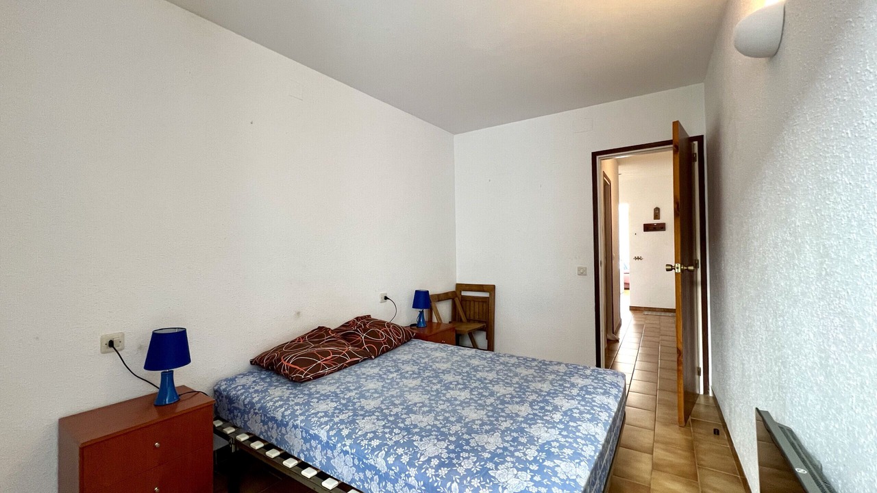 Photo of Bedroom in Roses Town Center