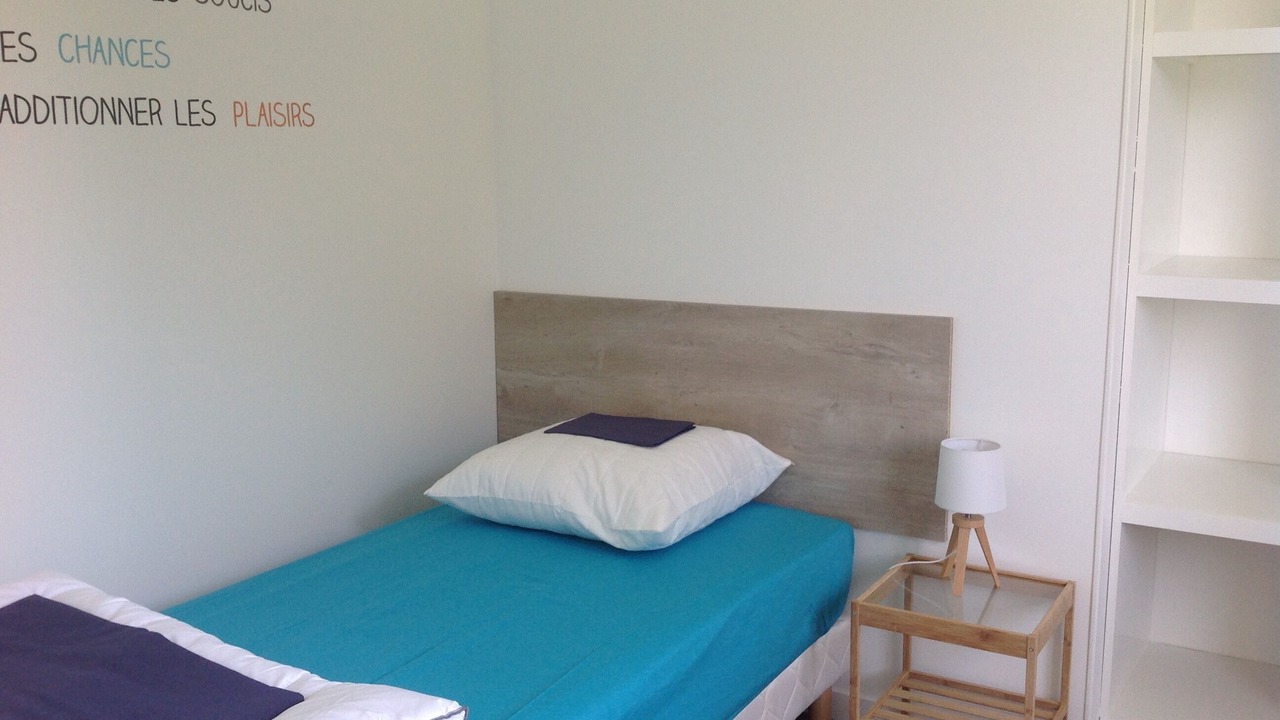 Photo of Bedroom in Ablon
