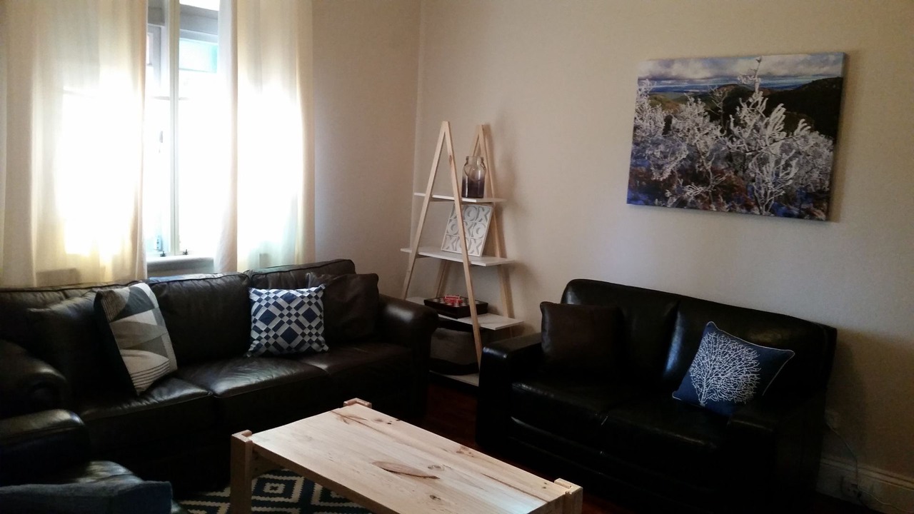 Photo of Livingroom in Orange