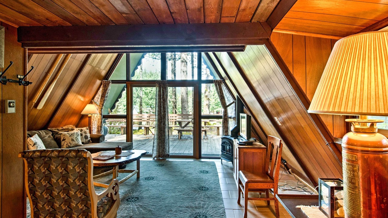 Photo of Livingroom in Packwood