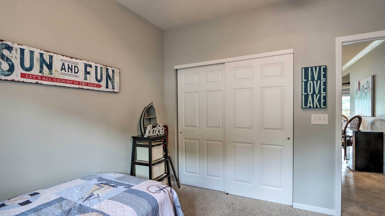 Photo of Bedroom in Camdenton