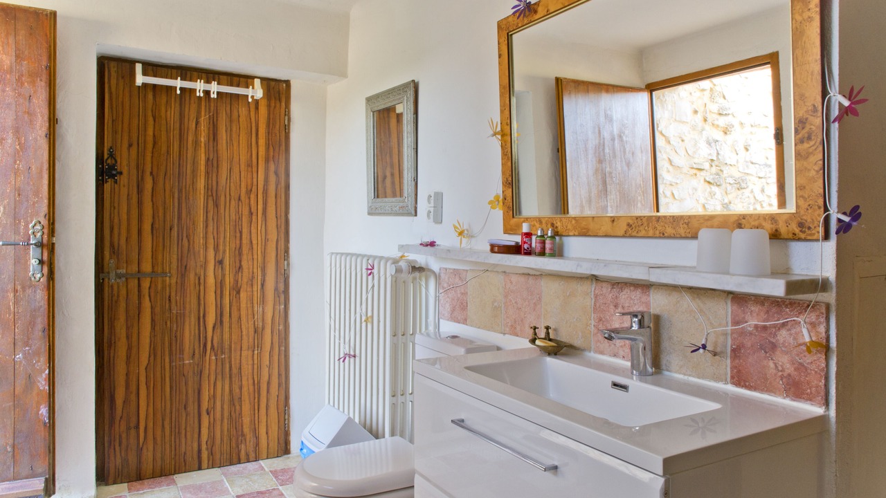 Photo of Bathroom in Belvezet