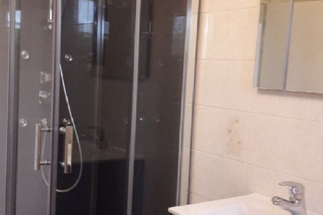 Photo of Bathroom in Charteves