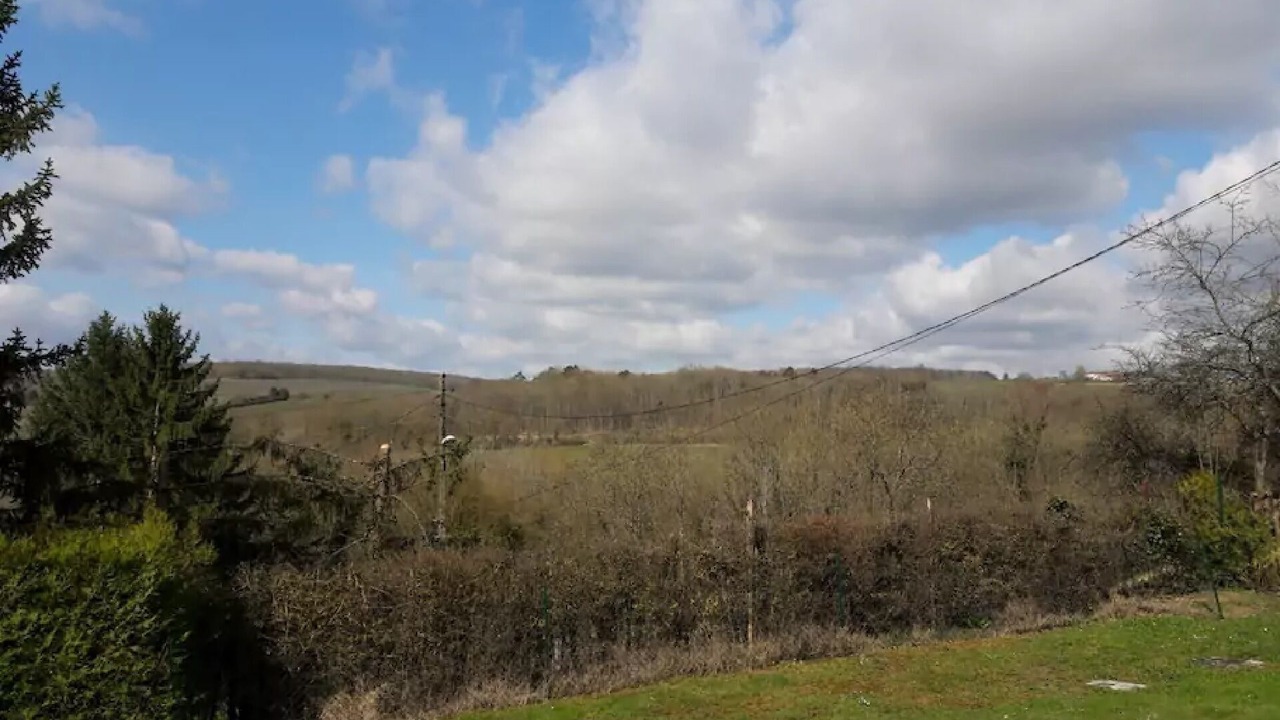 Photo of Outdoor in Charteves