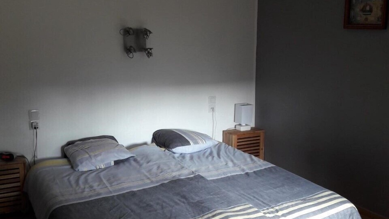 Photo of Bedroom in Charteves