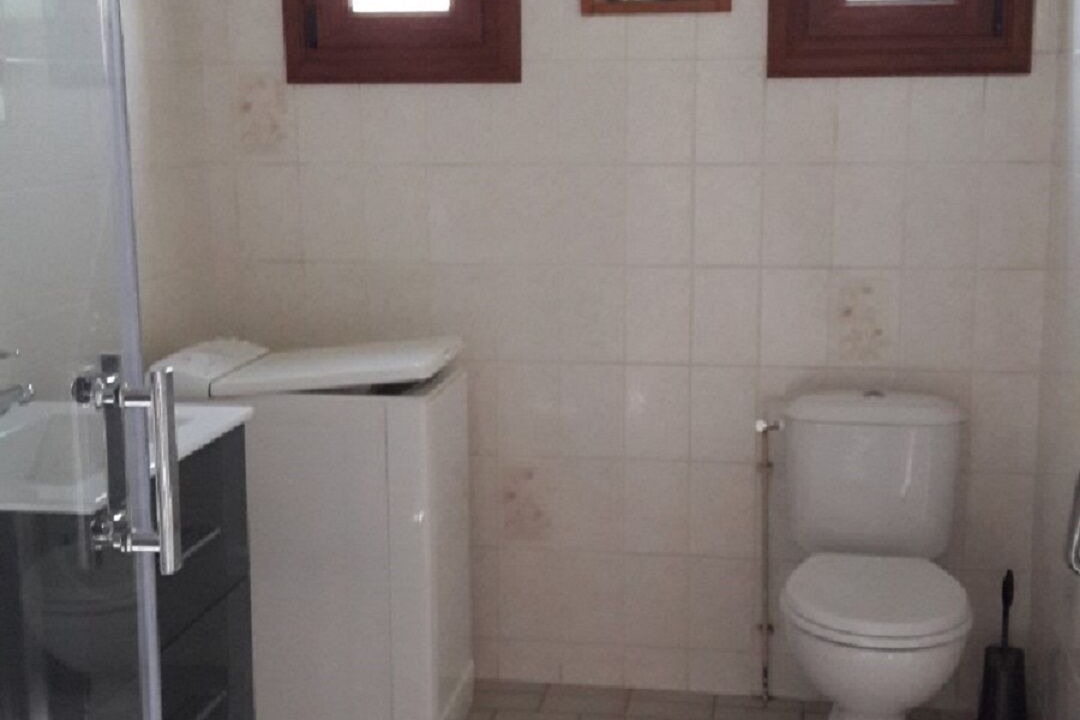 Photo of Bathroom in Charteves