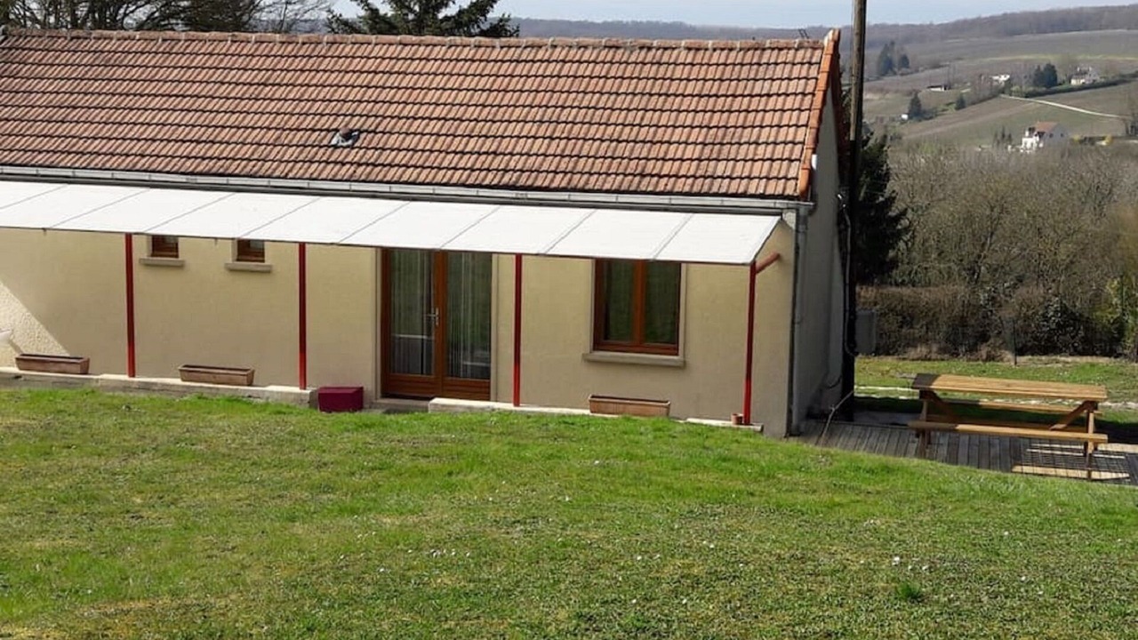 Photo of Outdoor in Charteves