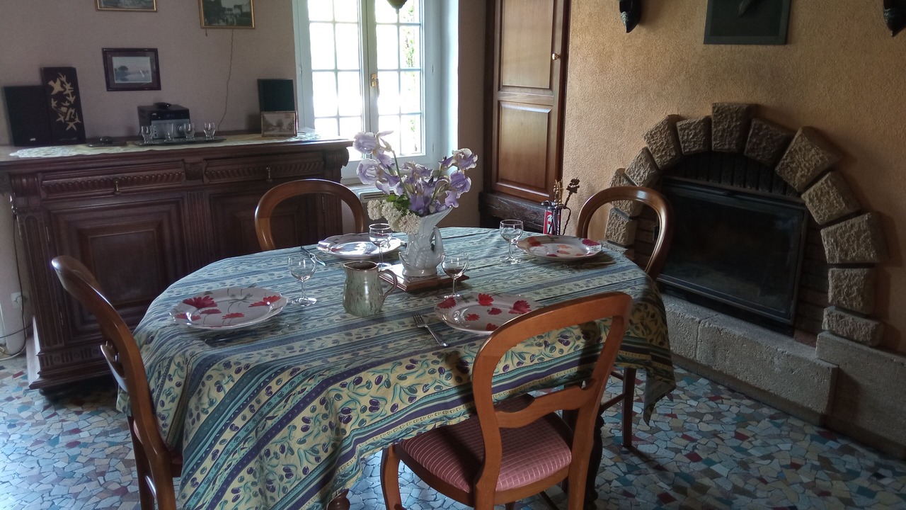 Photo of Others in Noyers