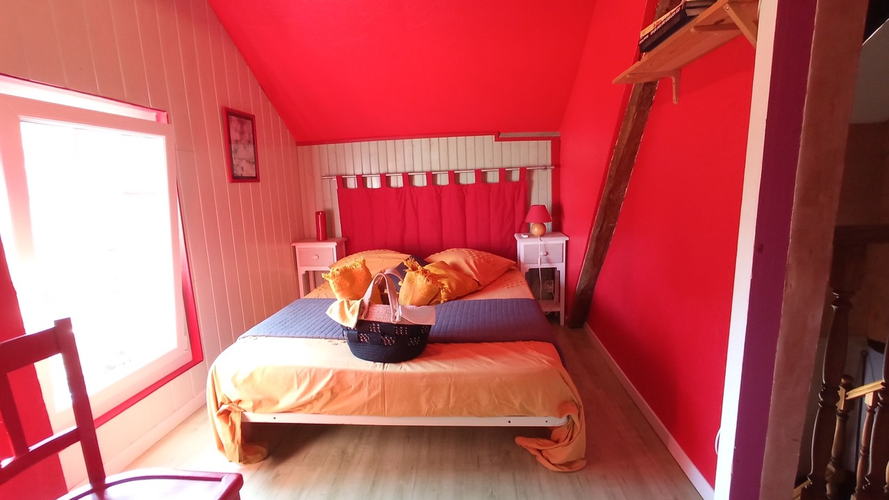 Photo of Bedroom in Noyers