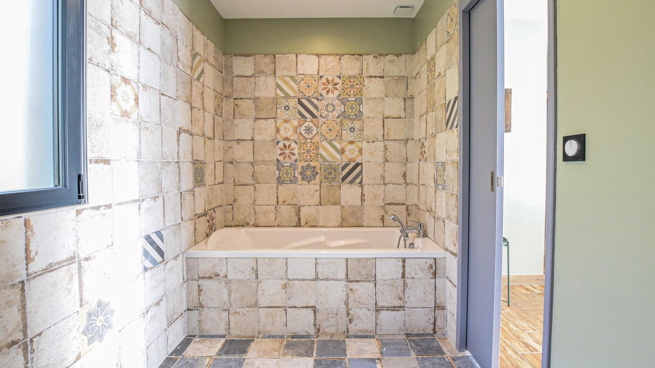 Photo of Bathroom in Hattenville