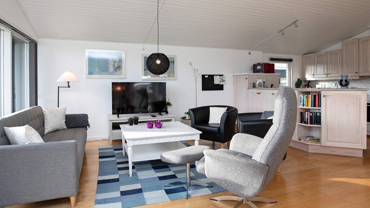 Photo of Others in Bøtø By