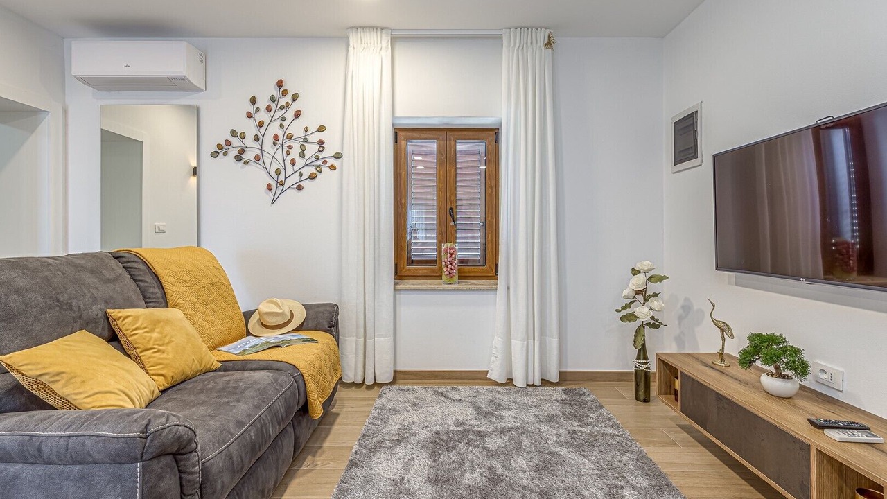 Photo of Livingroom in Musalez