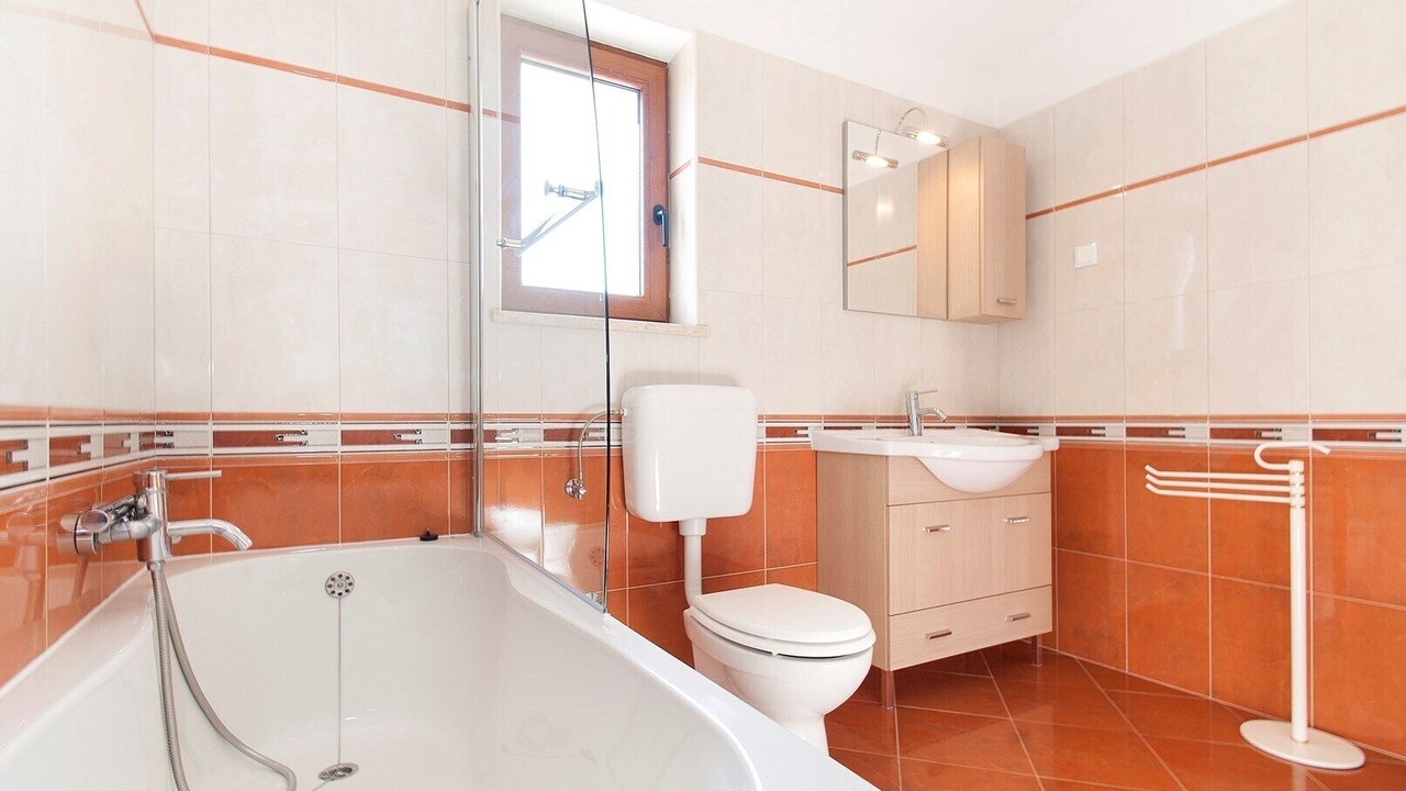 Photo of Bathroom in Mofardini