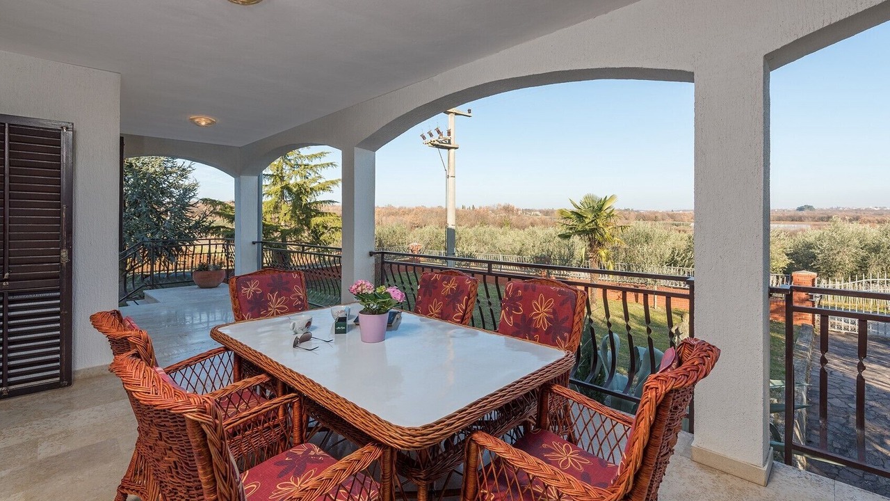 Photo of Outdoor in Musalez