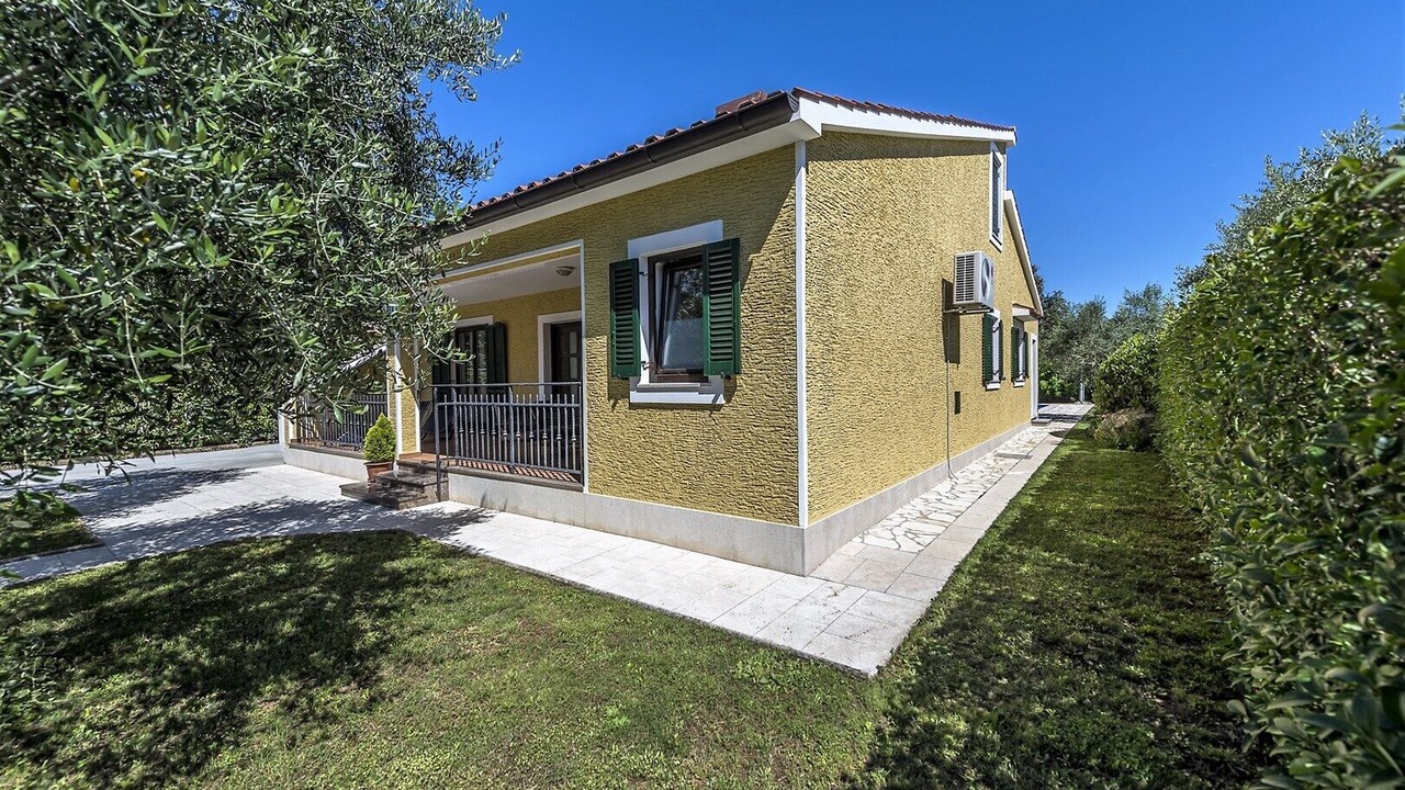 Photo of Outdoor in Kadumi