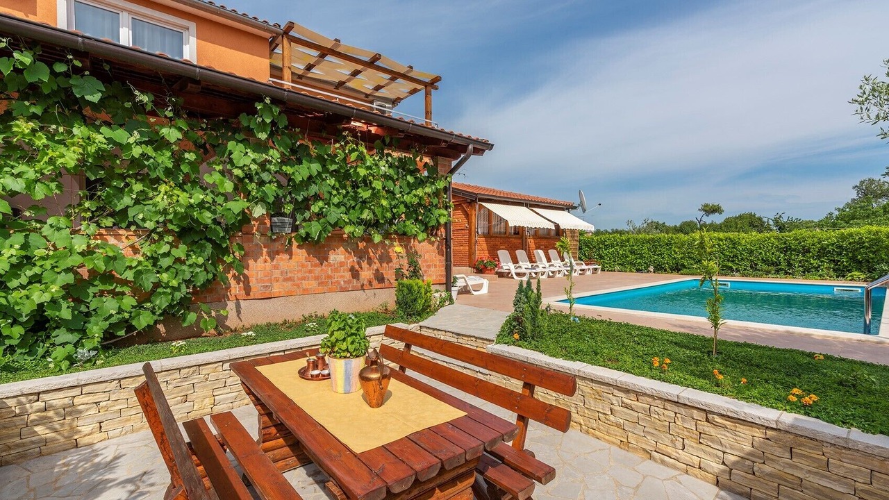Photo of Outdoor in Strpacici