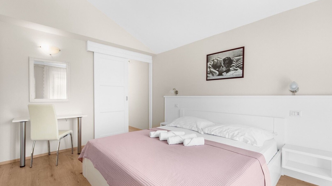 Photo of Bedroom in Mali Maj