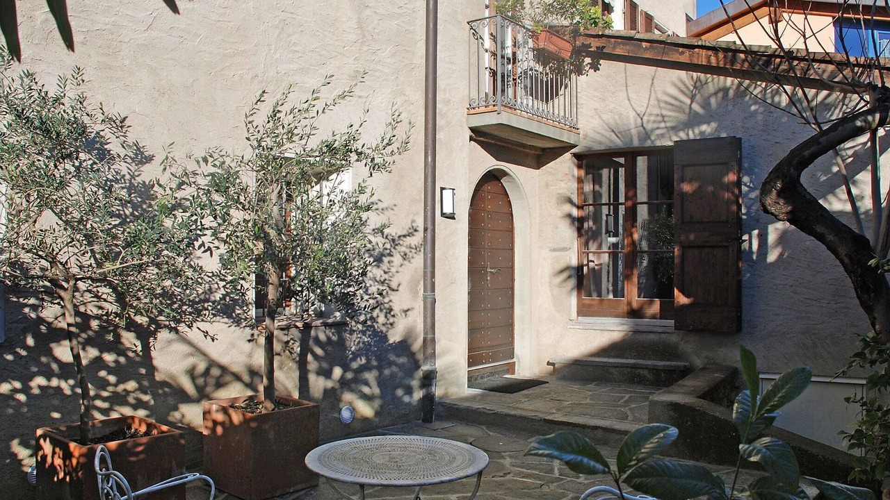 Photo of Outdoor in Manno