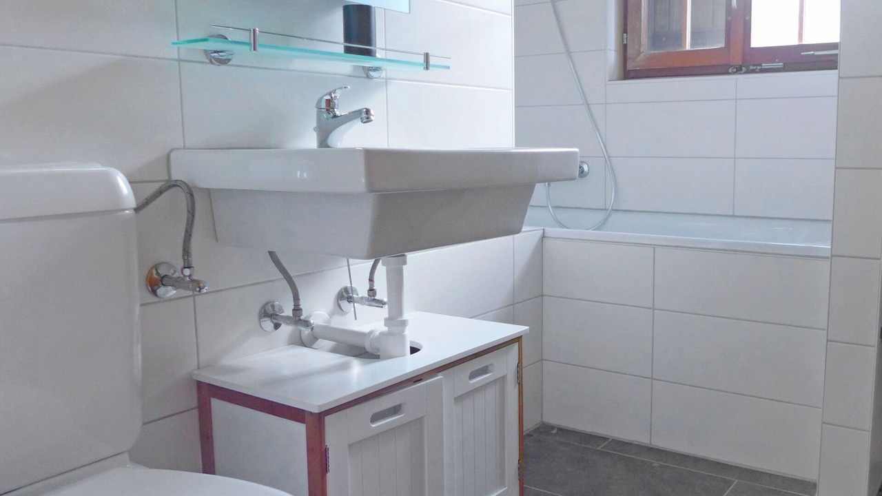 Photo of Bathroom in Moleson