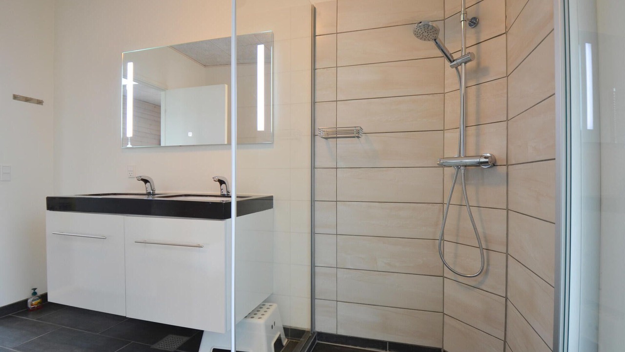Photo of Bathroom in Femmøller