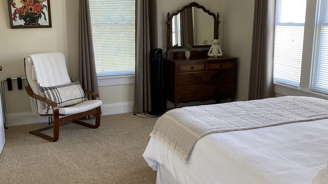 Photo of Bedroom in Petaluma