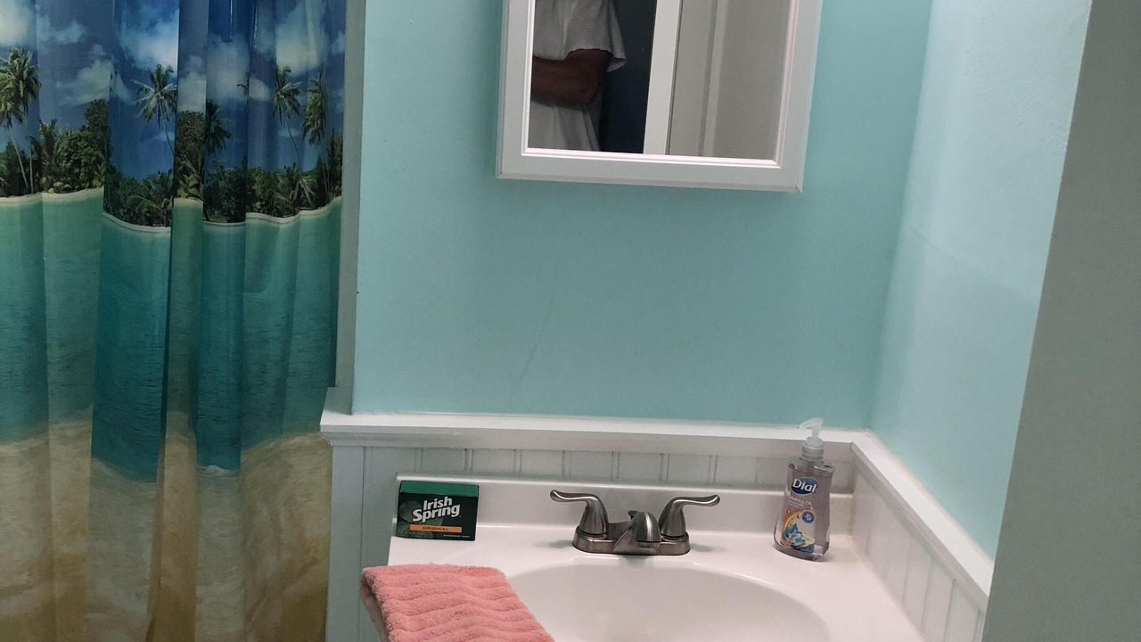 Photo of Bathroom in Willoughby Spit