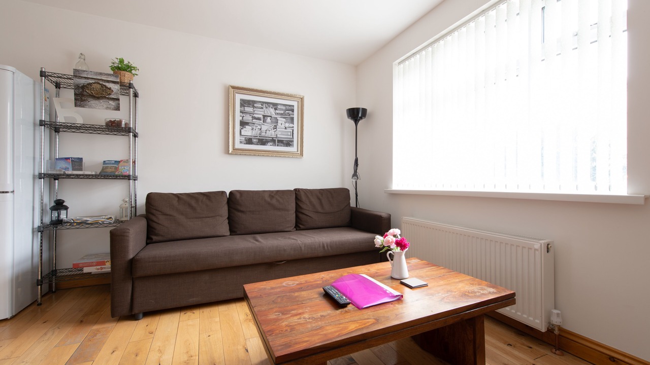 Photo of Livingroom in Wood Green