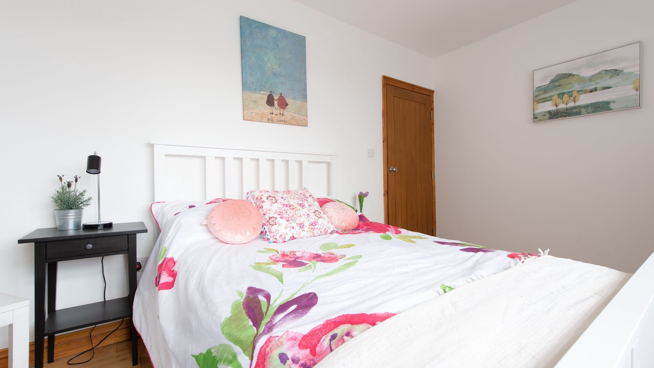 Photo of Others in Wood Green