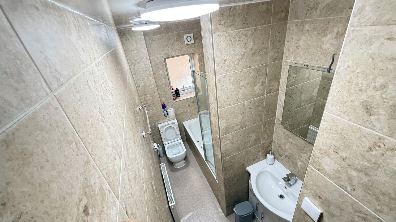 Photo of Bathroom in Wood Green