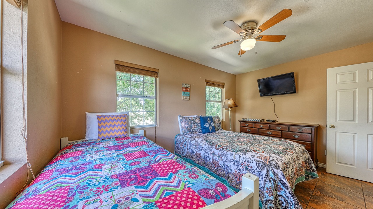 Photo of Bedroom in Buchanan Dam