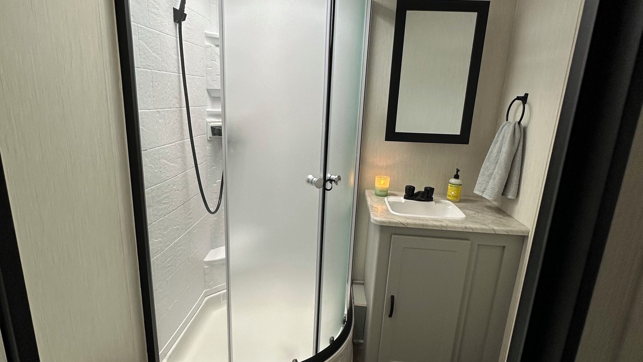Photo of Bathroom in Rockwell