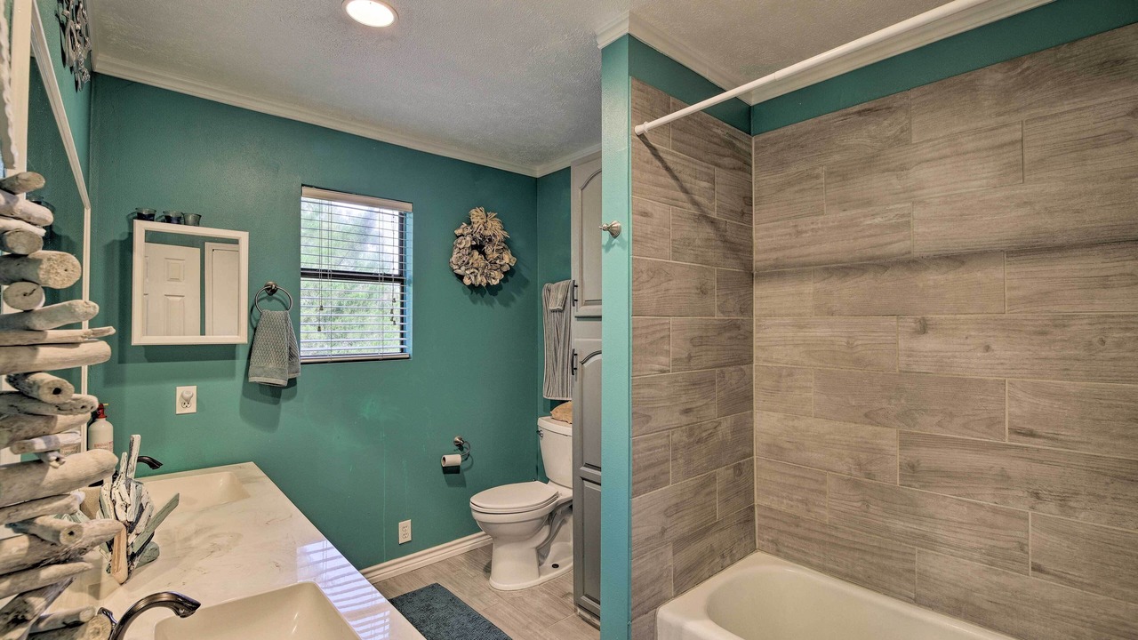 Photo of Bathroom in Barrett