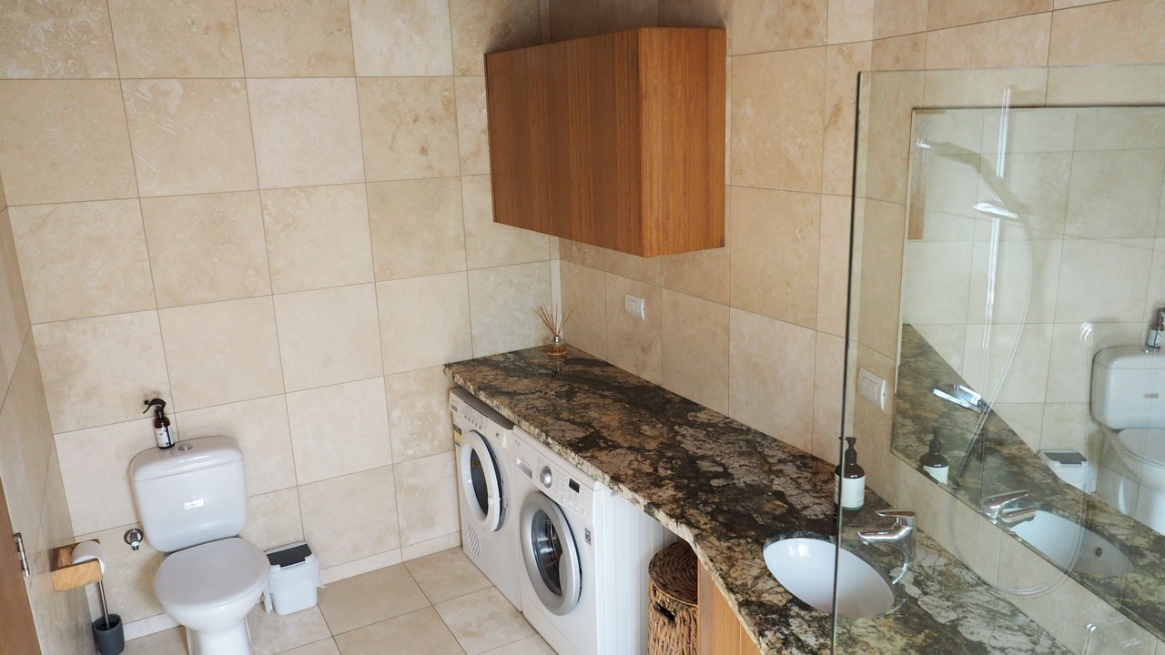 Photo of Bathroom in Scotts Head