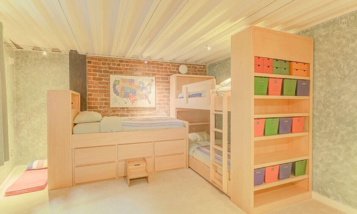 Photo of Bedroom in Rincon Hill