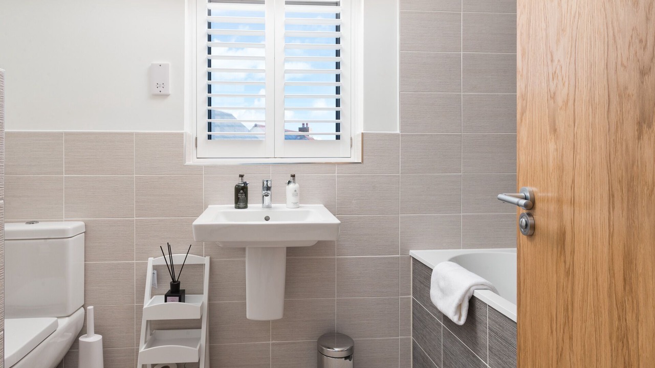 Photo of Bathroom in Holworth