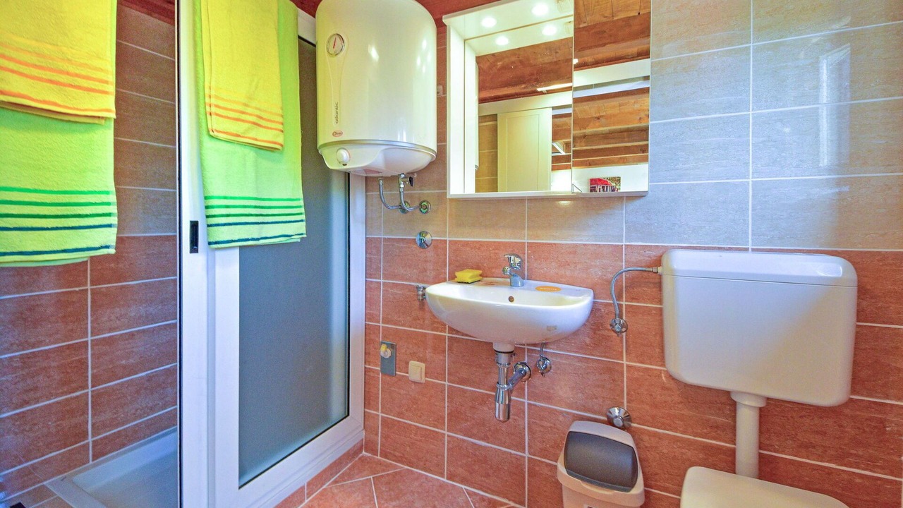 Photo of Bathroom in Opric