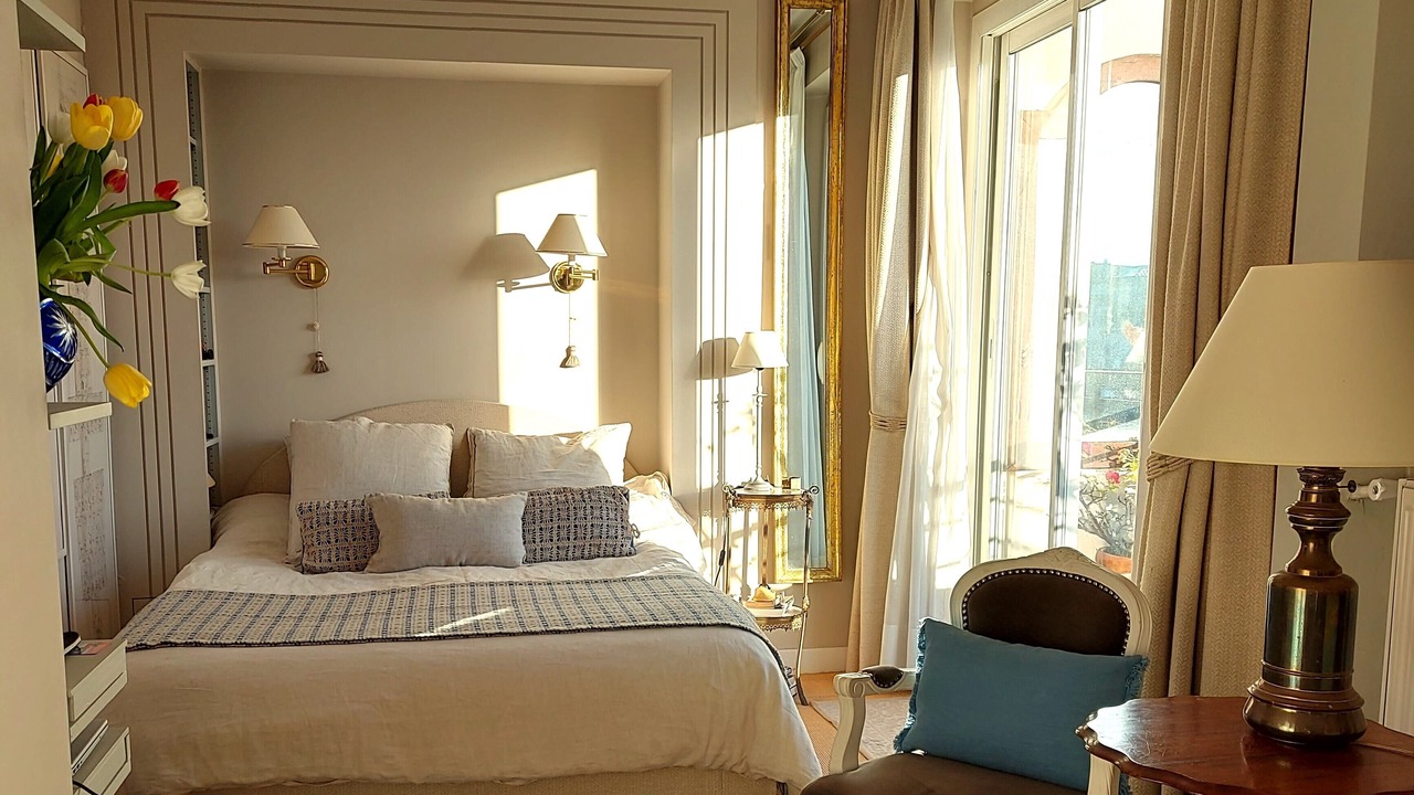 Photo of Bedroom in 6th Arrondissement