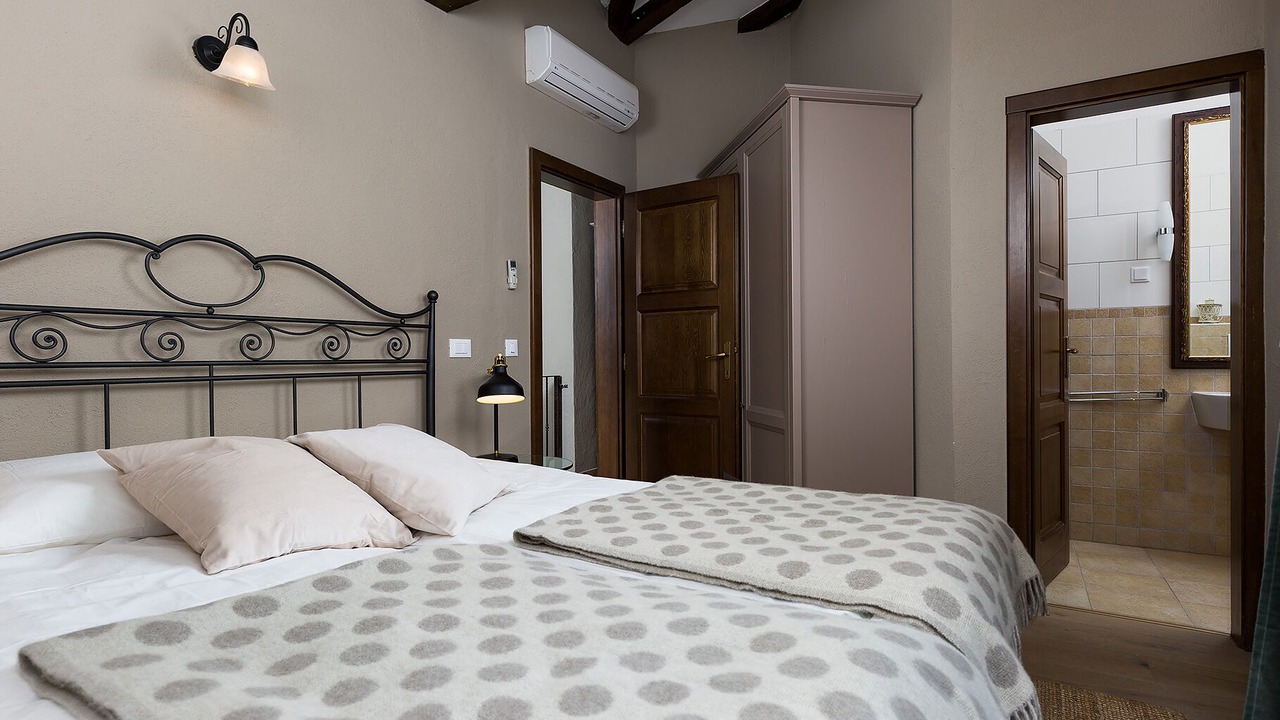 Photo of Bedroom in Baderna