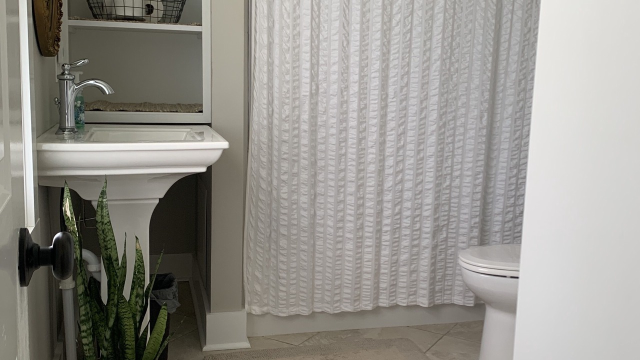 Photo of Bathroom in Slaughter Beach