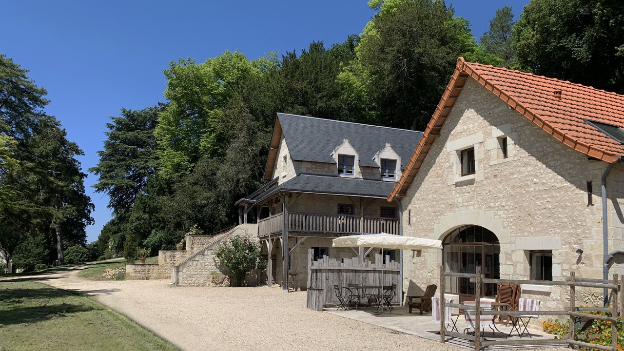 Photo of Outdoor in Cravant-les-Coteaux