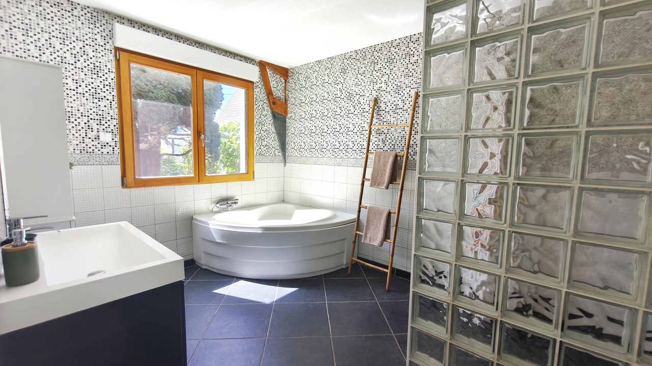 Photo of Bathroom in Andres