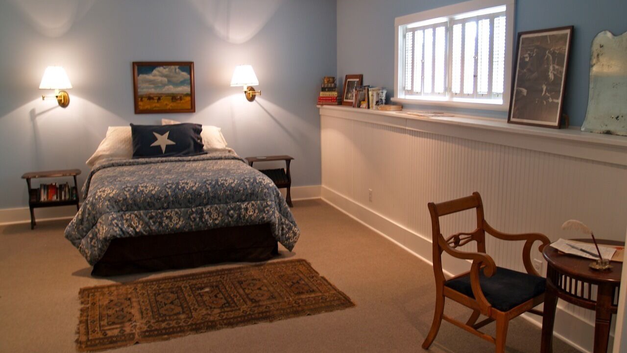 Photo of Others in Clarkesville