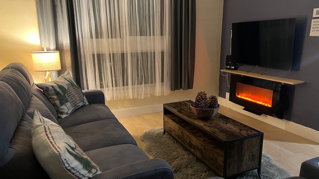 Photo of Livingroom in Dunsmuir