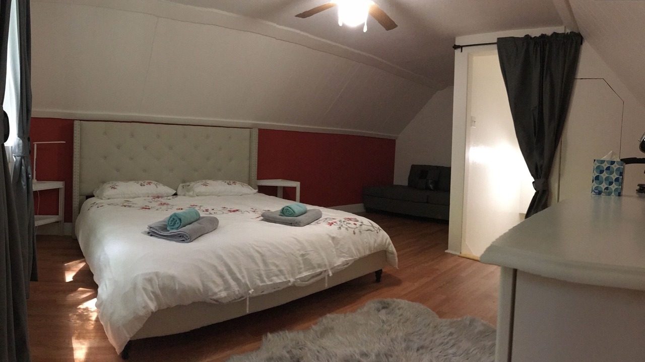 Photo of Bedroom in Dunsmuir