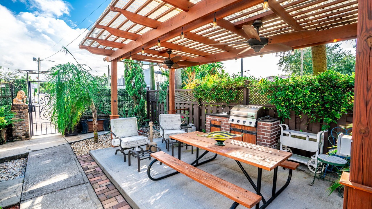 Photo of Outdoor in Tampa Heights