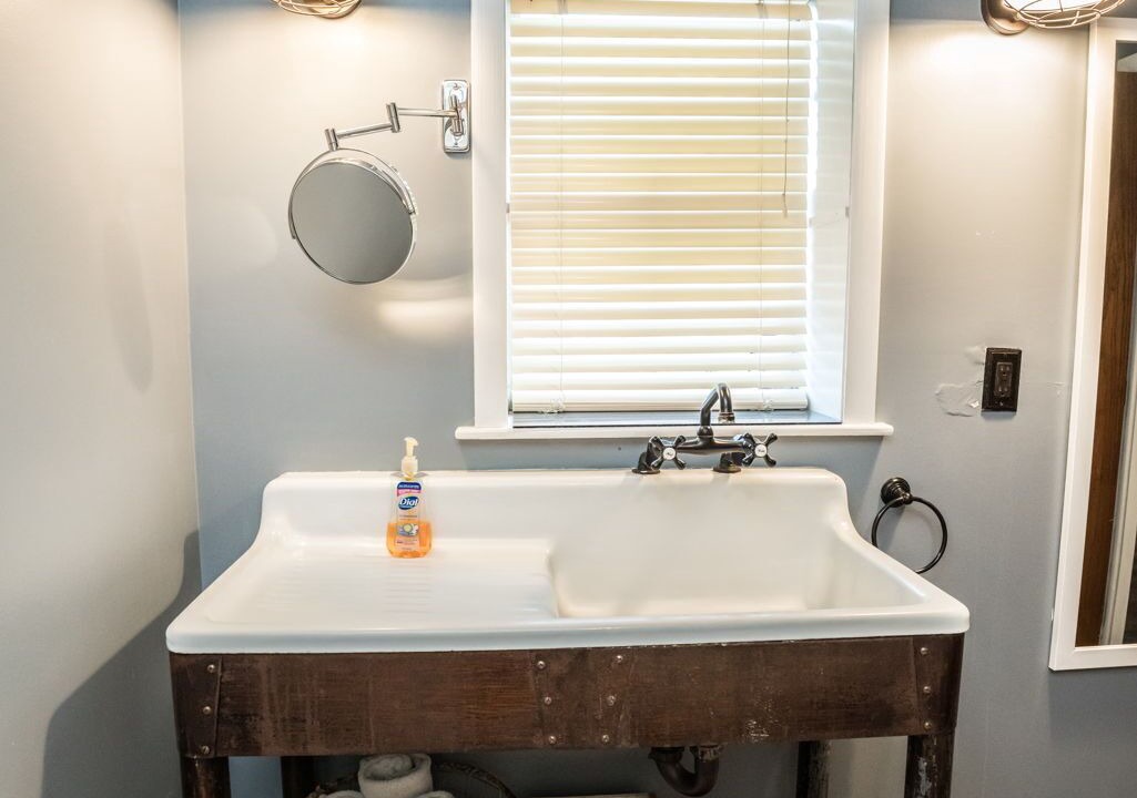Photo of Bathroom in Tampa Heights