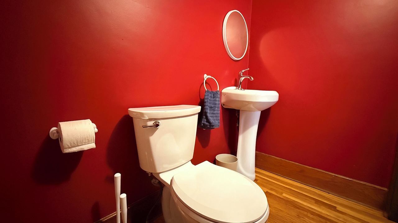Photo of Bathroom in Niagara Falls